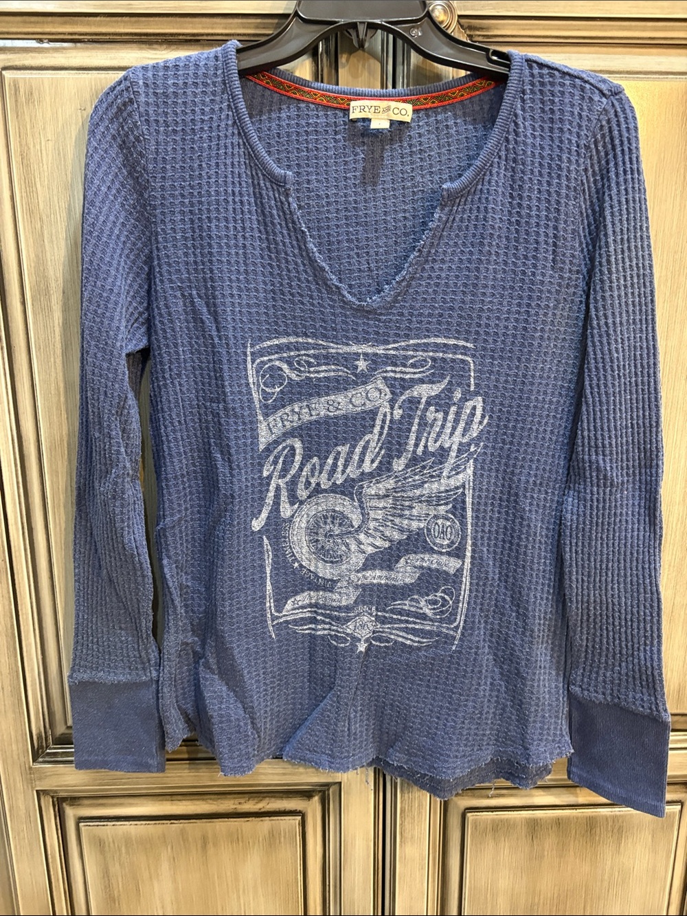 FRYE AND CO. Blue 'Road Trip' Waffle Thermal Long Sleeve Top